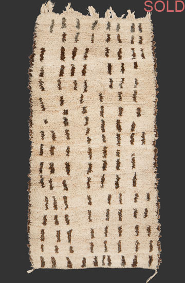 TM 2282, small rug from the eastern portion of the High Atlas or the Moulouya valley on the eastern side of the Middle Atlas, Morocco, 2000s, 205 x 105 cm (6' 10'' x 3' 6'') ...more