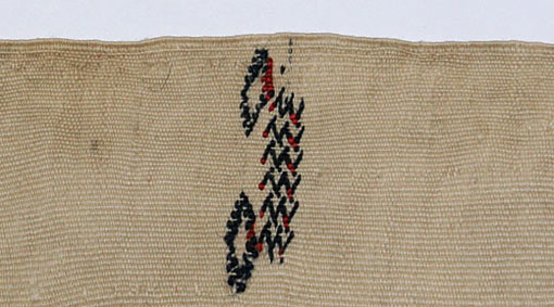 detail of women's wrapping textile 'tahraoukht' (15)