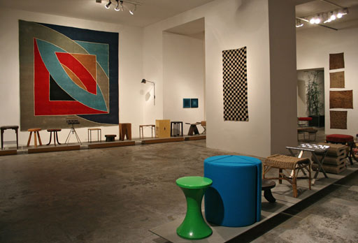 geometrien exhibition vienna. vintage Frank Stella carpet + Tibetan
checkerboard rug
