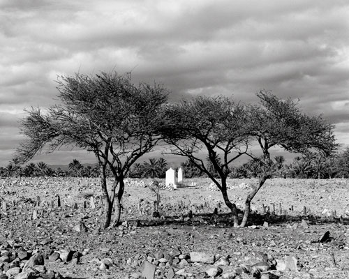 Morocco Dra valley ksar Tissergate cemetery and marabout ©Bart Deseyn
