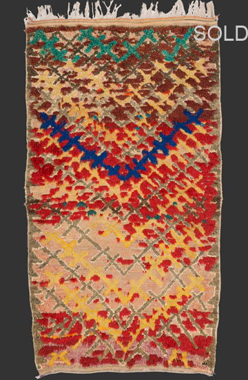 TM 2278, small pile rug from eastern Morocco, Oulad Sidi Ali Bou Chnafa or Ait Bou Ichaouen, region north or east of Talsint / plateau du Rekkam, 1980s/90s, 190 x 100 cm (6' 4'' x 3' 4''), high resolution image + price on request




