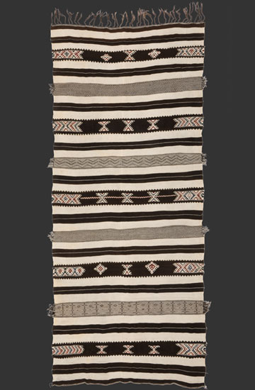 TM 2112, fine Ait Ouaouzguite (Ait Semgane) kilim, Jebel Siroua region, southern Morocco, early 20th c., 350 x 150 cm (11' 6'' x 5'), high res. image + price on request 